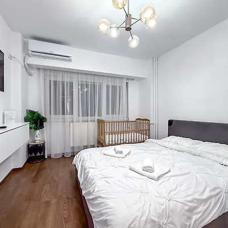 & Spacious 3br 3ba Family アパート *