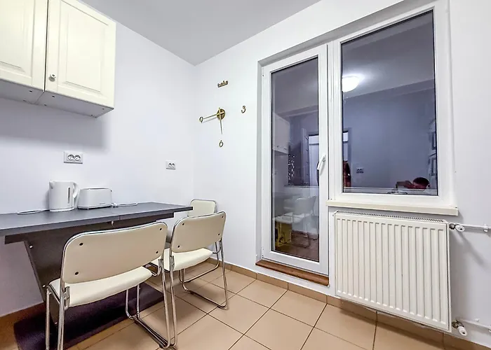 & Spacious 3br 3ba Family * Бухарест