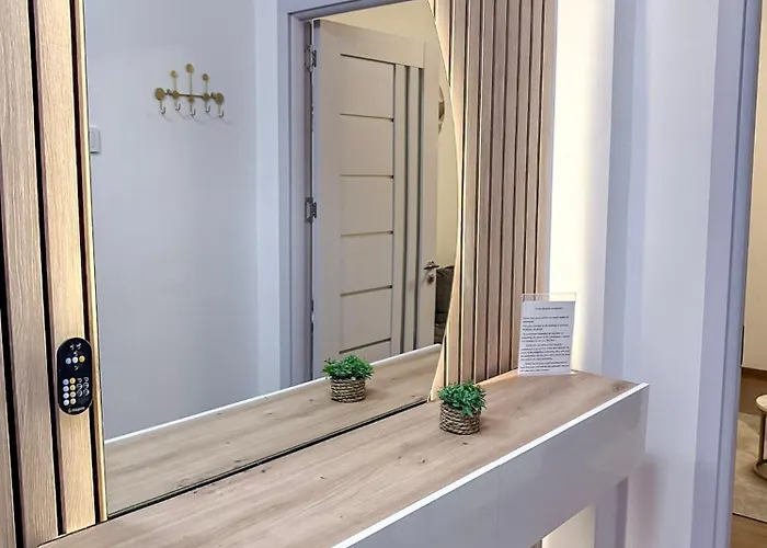 & Spacious 3br 3ba Family * ブカレスト